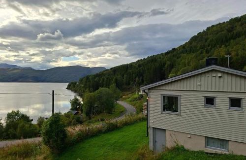 Grovfjord House | 7 person holiday home in Grovfjord