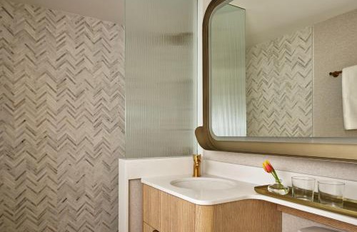 Midtown East Hotel | 70 Park Avenue - Soon to be Kimpton