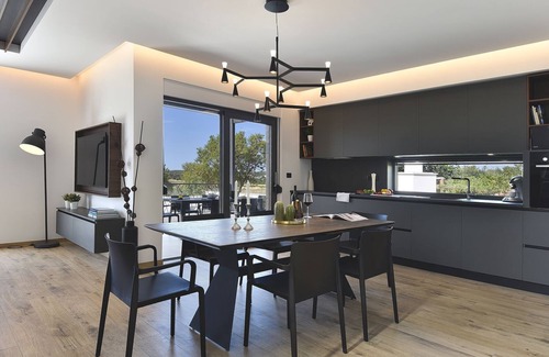 Pomer House | 700 metres to the beach with private pool, WiFi, sea view