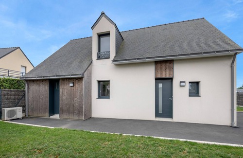 Piriac-sur-Mer Ski Chalet | 700m from the harbour, modern house for 7