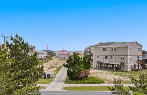 South Nags Head House | 7055 - Henry`s Hut
