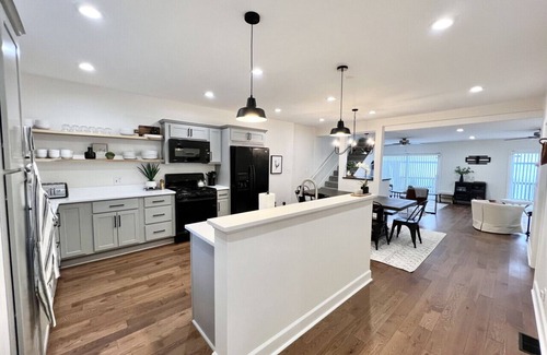 Cicero Apartment | 7461 Murray Combined - Greg Miller