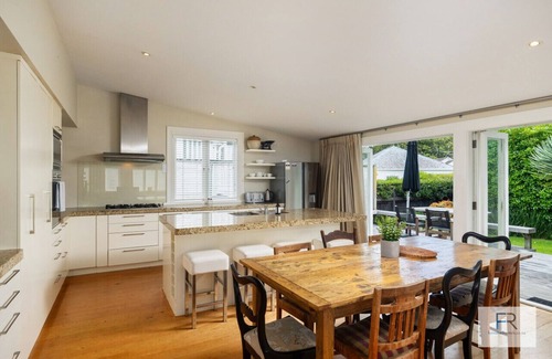 Epsom Apartment | 75 Market Road, Epsom