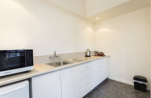 North Dunedin Apartment | 755 Regal Court