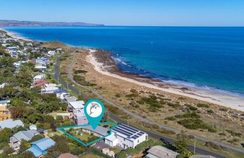 Carrickalinga House | 77 Gold Coast Drive