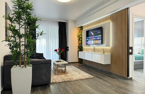 Sector 5 Apartment | 77 Nasaud Apartments part of GlamAp with Park