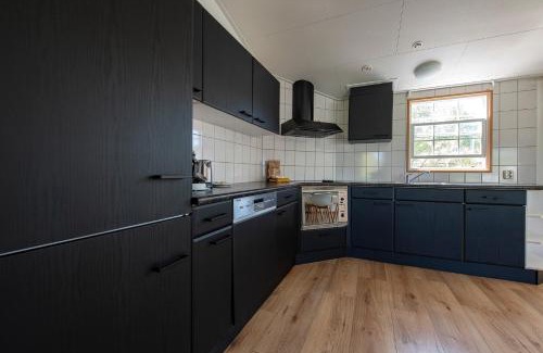 Oisterwijk Ski Chalet | 79, Ruime chalet aan de Kampina