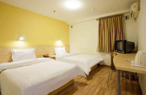 Wuhou Hotel | 7Days Inn Chengdu Sports Centre Metro Station