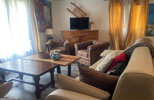 Formigueres Apartment | 8-bed 2-bathroom apartment in the heart of the village