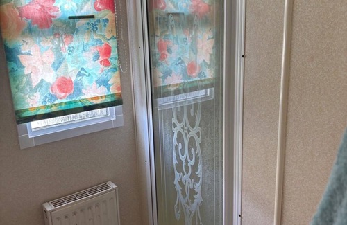Skegness Cabin | 8 Berth,Dog friendly , Caravan, Ingoldmells