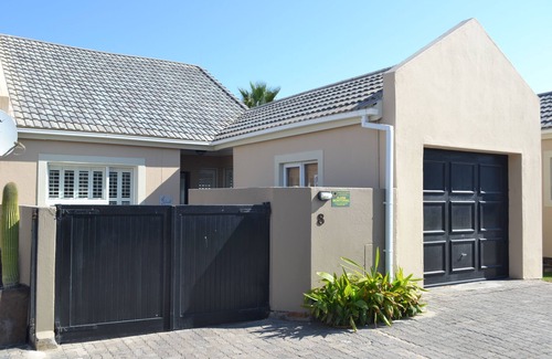 Langstrand Cottage | 8@Lalandi -Beachfront- Amazing Sea View - Langstrand - Namibia