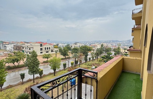 Bahria Town Apartment | 8 Marla 2 Bed Designer Gold Set Garden Front Netflix Prime Transworld
