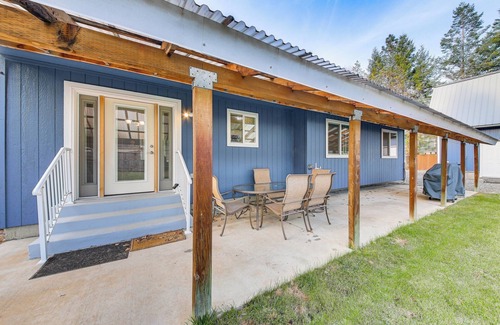 Moyie Springs House | 8 Mi to Bonners Ferry: Quiet Getaway w/Patio