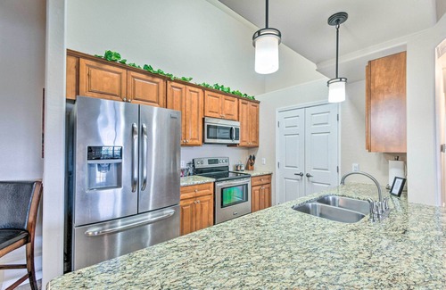 Parkwood Ranch Condo | 8 Mi to Tonto Nat'l Forest: Modern Condo in Mesa!