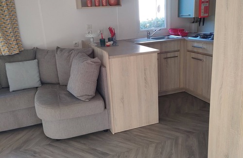 Condrieu House | 8-person mobile home, ideal for families! Sheets & towels included