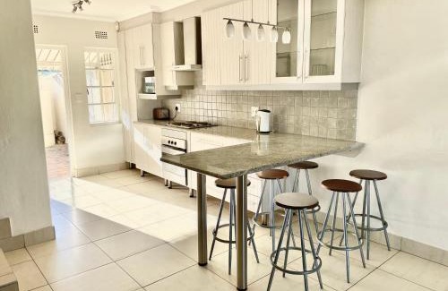 Port Alfred Apartment | 8 Settler Sands Beachfront Accommodation Sea View