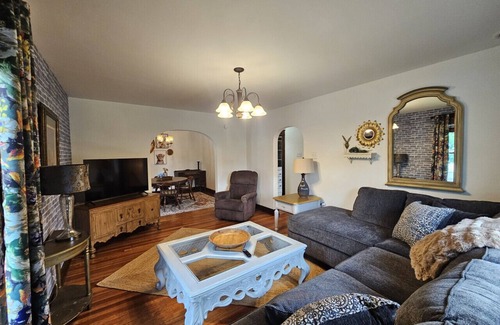 Mattoon Apartment | 803 Edgar just 5 minutes from the Emerald Acres Sports complex.