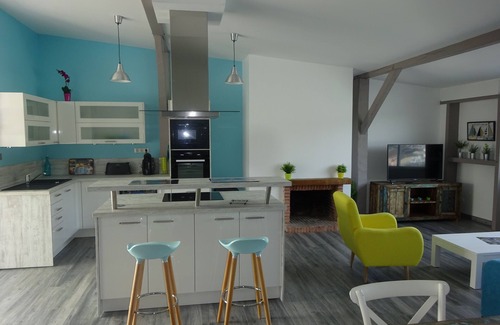 Fecamp Apartment | 80m² apartment with south-facing terrace, sea and harbor view