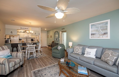 Edisto Island Condo | 824 Club Cottage-Resort Duplex w/Golf Course Views; Easy Beach Access; Dogs Welcome