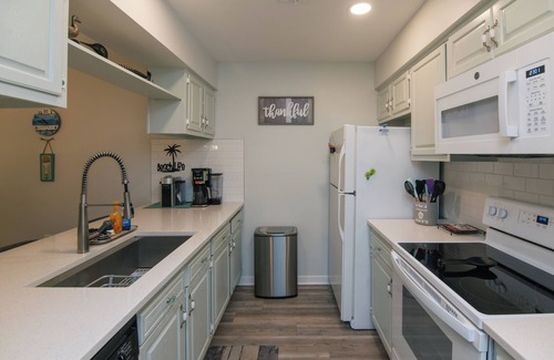 Edisto Island Condo | 824 Club Cottage-Resort Duplex w/Golf Course Views; Easy Beach Access; Dogs Welcome