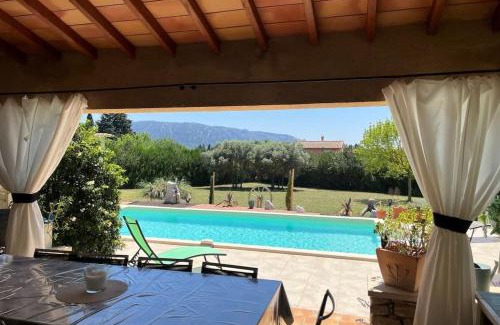 Lagnes Villa | 84A - "Mas d'Elise" magnificent villa with pool in the heart of Luberon