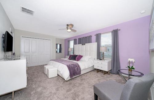 Loughman House | 8821JD LUXURY 6 BED/6 BA (SANITIZED)