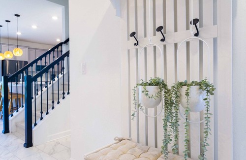 Melbourne Beach House | 8B/7BAMelbourneBDock&Beach✦Sleeps 19✦PoolHeat✦BBQ