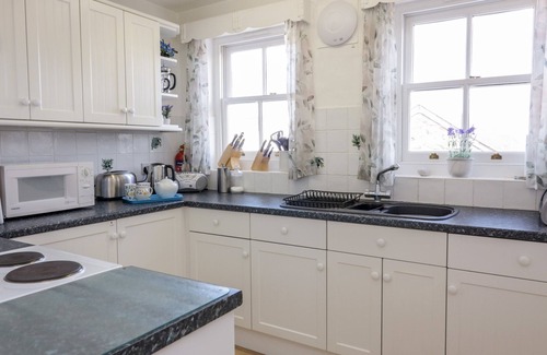 Salcombe Cottage | 8b Fore Street