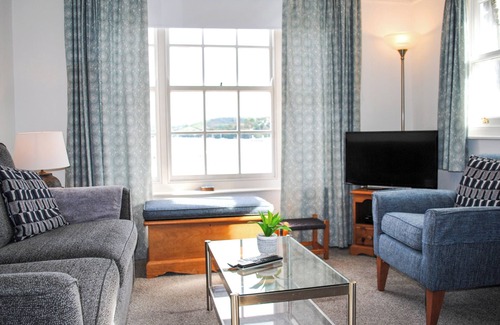 Salcombe Cottage | 8b Fore Street
