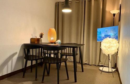 Deungchon-dong Apartment | 9호선 도보5분,1층,퀸침대3,방2,호텔침구,5인추천,아늑함,가양,등촌,염창,공항노선