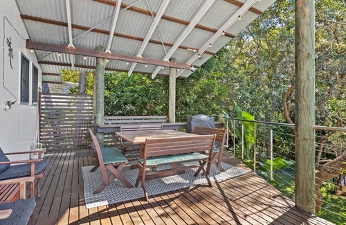Rainbow Beach House | 9 Naiad Court - Rainbow Shores. Pool. Walk to beach.