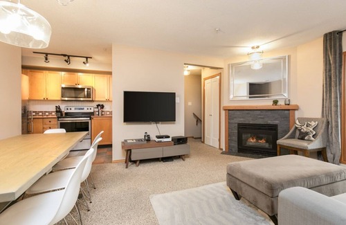 Village North House | 90 Glaciers Reach, this 2br home has a hot tub & pool in Whistler Village
