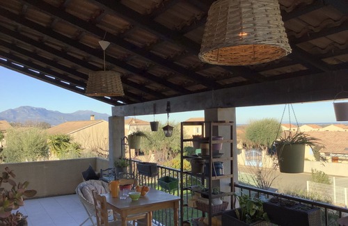 Borgo Villa | 90m3 air-conditioned villa with private garden and outdoor kitchen Borgo