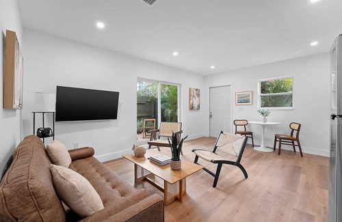 Victoria Park Apartment | 921 Apartment 1 in Fort Lauderdale