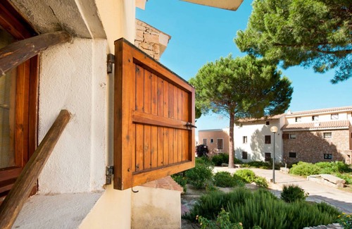 Baja Sardinia Apartment | 95 m² Apartment ∙ 3 bedrooms ∙ 5 guests