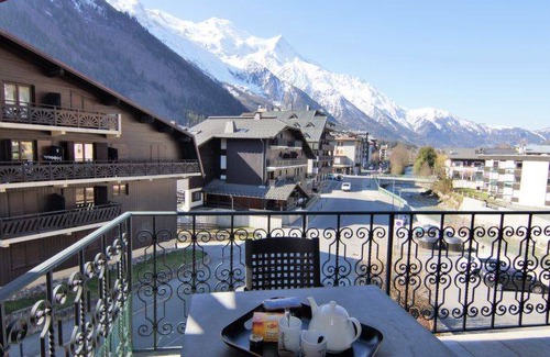 Chamonix City Centre Apartment | 95 m² Apartment ∙ 3 bedrooms ∙ 6 guests