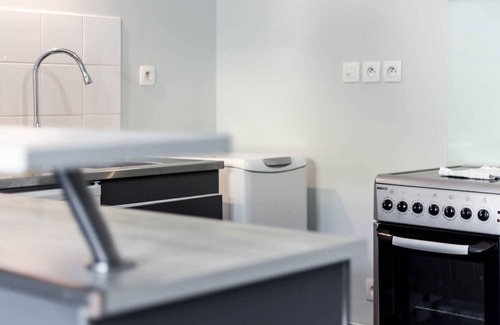 Vaise Apartment | 9th arrondissement apartment, quiet and relaxing