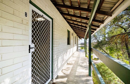 Joondanna Apartment | A 2-bedroom sunlit retreat, with private balcony, parking space and more!