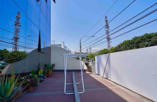 Trujillo Apartment | A 3 Cdras del Centro histórico, Amplio y en Piso 2