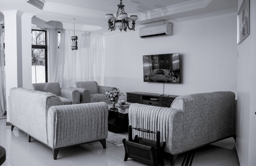 Upanga West Apartment | A beautiful apartment with an ocean and pool views