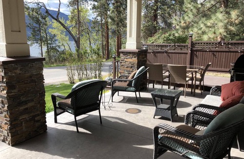 Central Okanagan House | A beautiful suite in the lakelands