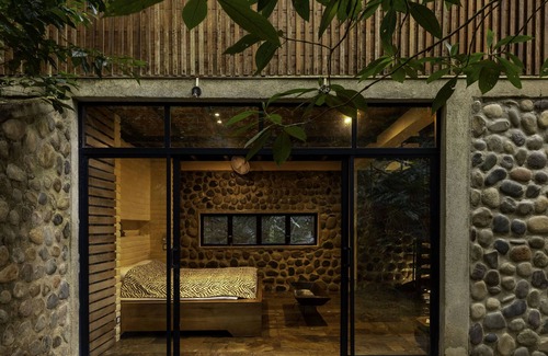 Misahualli Cabin | A Boutique Hotel, Spa, Restaurant, activities, in the middle of the rainforest.