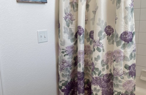 Thornton House | A Brand-New House with Private Bedroom and Bathroom