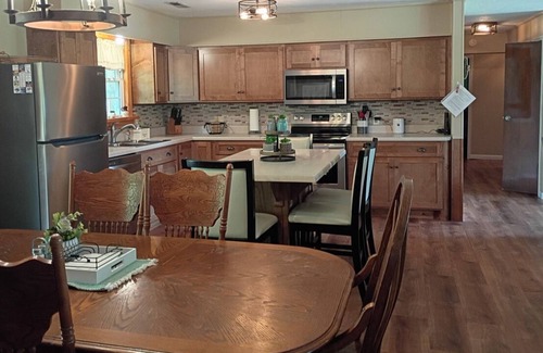 Mammoth Cave House | A cozy country home near Nolin Lake, Blue Holler ATV Park and Mammoth Cave