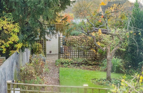 Moreton-in-Marsh Cottage | A delightful two bedroom Cotwold holiday cottage with garden - Cosy Corner