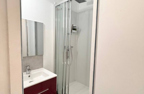 Sainte-Anne - Faubourg Noyon Apartment | A Deux pas de la Gare d Amiens Appt 1