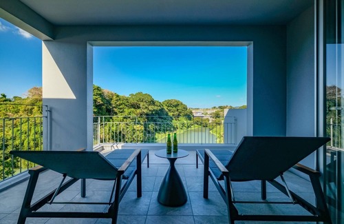 Kadena Apartment | A feeling of openness as if you were in the sky E/Nakagami-gun Okinawa