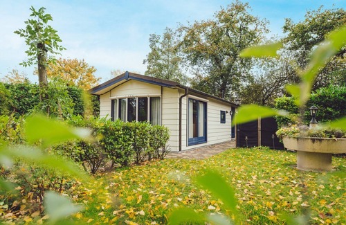 Zuna Cabin | A fine basic bungalow for the whole family!
