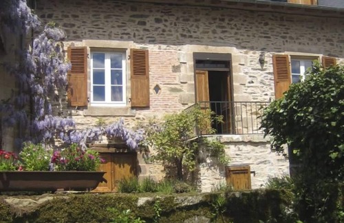 Bassin de Brive House | A former farm house, spacious and without nextdoor neighbours.
