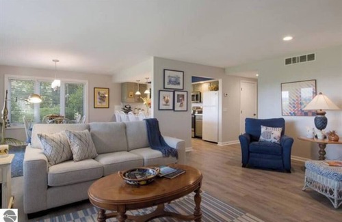 Kewadin House | 🛶 A-Ga-Ming Escape | Best Torch Lake Views + Golf | Large Private Patio ➠ 755